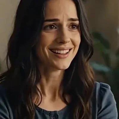 Aria — The young single mother and narrator.