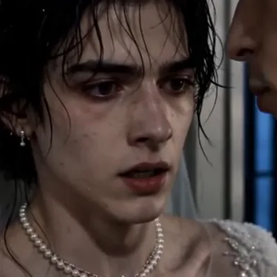 Eli Carter — The courier turned bride.