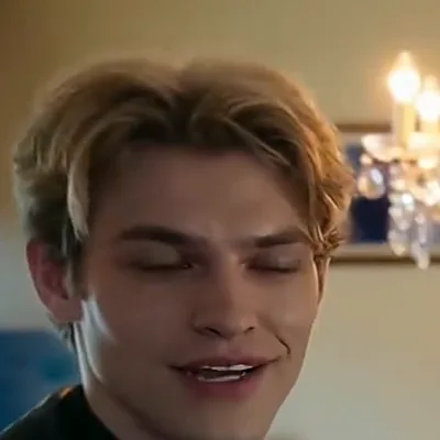 Garrett — Harper's brother, Rin's boyfriend