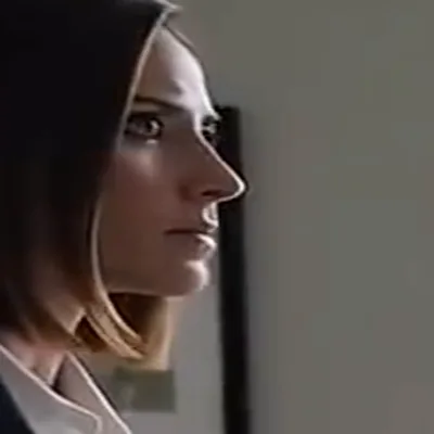 Lila — The colleague who warns him