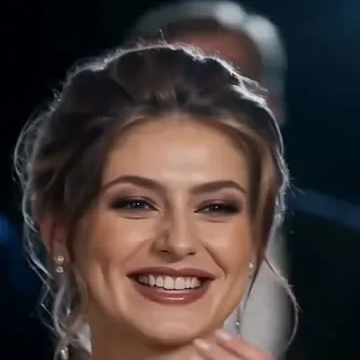 Adeline — The wife thrown out at the gala.