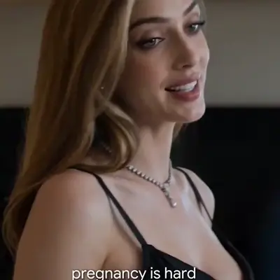 Scarlett Vale — The pregnant ex who filmed her announcement in their living room