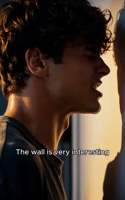 Effie steps out of the screen
