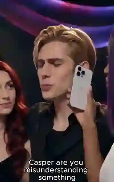 Casper on the phone at the bar